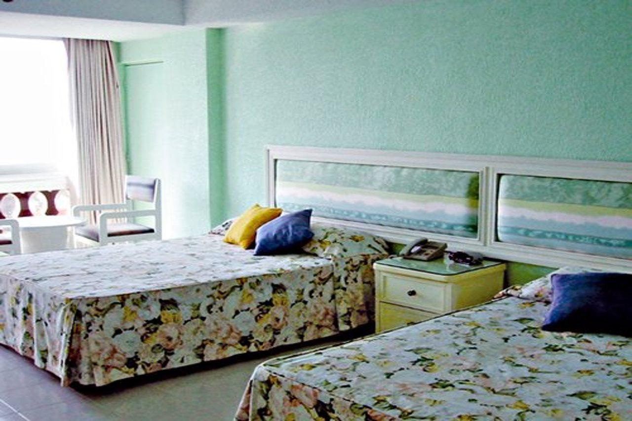 Hotel And Club Aladinos Acapulco Kültér fotó
